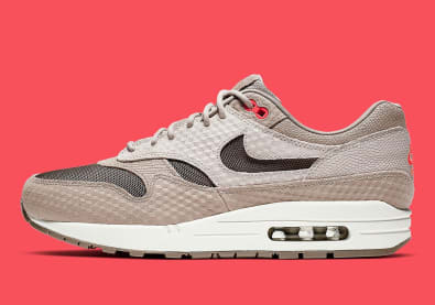 Nike dropt deze zomer de Nike Air Max 1 Premium "Cut-Out Swoosh"