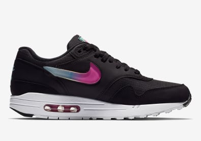 Gedropt in Amerika: De Nike Air Max 1 Jelly Swoosh "Black"