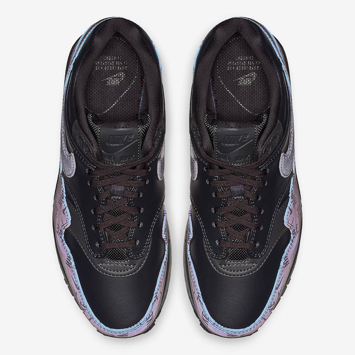 Nog niet moe van logo's? Check dan deze upcoming Nike Air Max 1 "Logo Print"