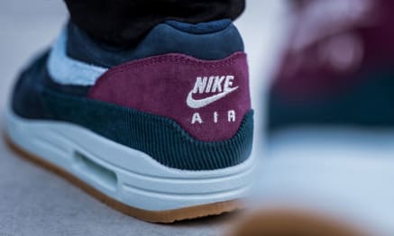 Incoming Heat: De Nike Air Max 1 Premium "Dark Obsidian" dropt deze week