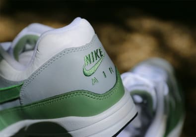 Hard onderweg: de Nike Air Max 1 PRM "Spiral Sage"