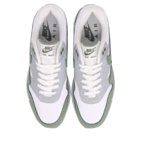 Hard onderweg: de Nike Air Max 1 PRM "Spiral Sage"