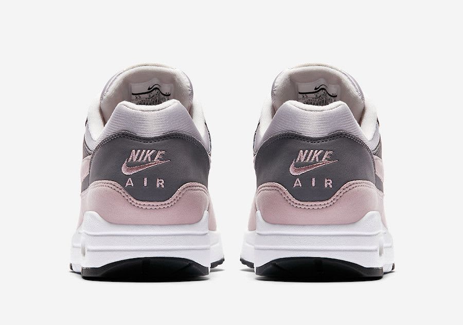 De Nike Air Max 1 Particle Rose Is Onderweg