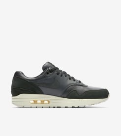 Nike Air Max 1 Pinnacle Black White