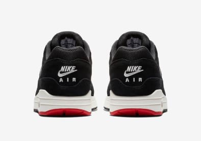 Daar zijn ze dan! De officiële foto's van de Nike Air Max 1 Premium "Bred"