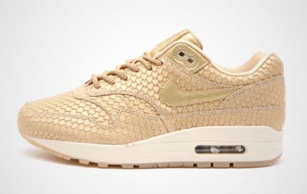 Hoog bling gehalte met deze Nike Air Max 1 Premium Sneaker Squad