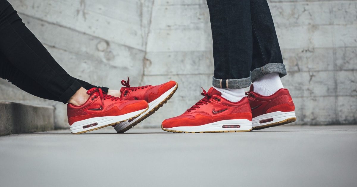 Nike air max 1 premium gym red best sale
