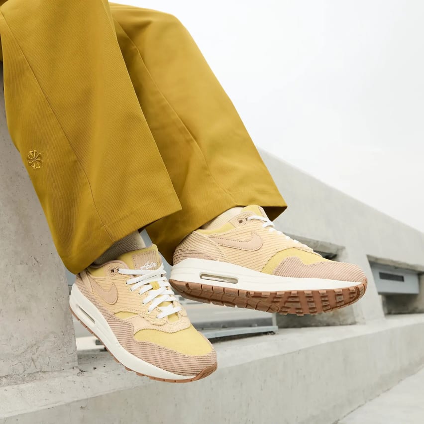 Nike Air Max 1 SE Buff Gold Foto 3