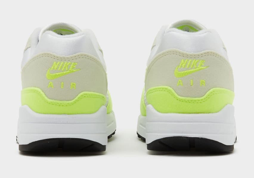 Nike Air Max 1 Volt Suede Foto 4