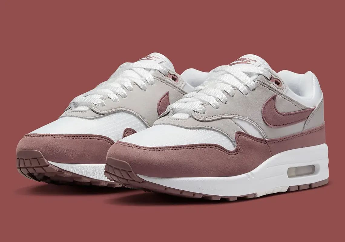 Nike Air Max 1 Wmns Smokey Mauve Foto 2