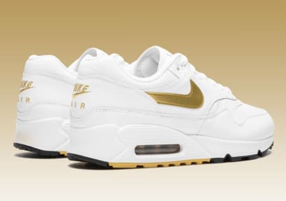 Maximaal shinen met de nieuwe Nike Air Max 90/1 White/Metallic Gold