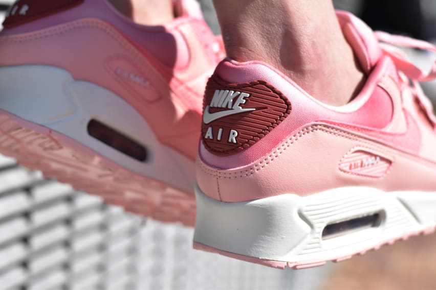 Nike Air Max 90 Airbrushed Pink FN0322-600