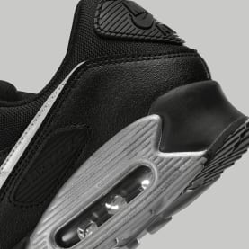 Nike Air Max 90 Black and Silver Foto 8