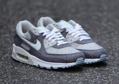 Gerecyclede materialen vormen de basis van deze Nike Air Max 90 "Crater"