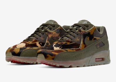 Nike voorziet deze AM90 binnenkort van een "Camo Croc" colorway met "Pony Hair"