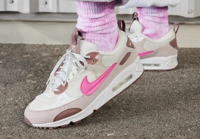 Nike Air Max 90 Futura Wmns Smokey Mauve Playful Pink Foto 1