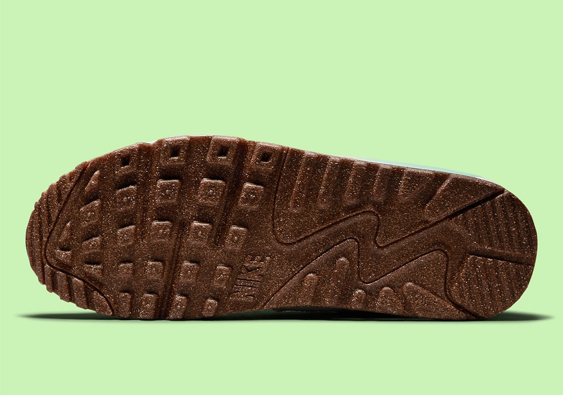 Nike voegt een Happy Pineapple toe aan de Nike Air Max 90