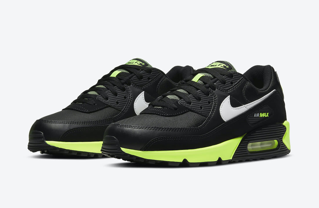 Hot Lime is de blikvanger van deze nieuwe Nike Air Max 90