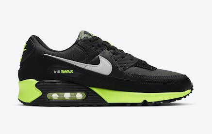 Hot Lime is de blikvanger van deze nieuwe Nike Air Max 90 