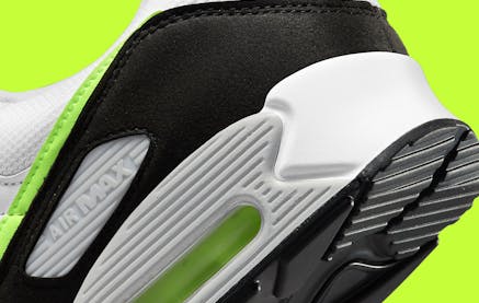 Nike dropt binnenkort deze klassieke Nike Air Max 90 "Hot Lime"
