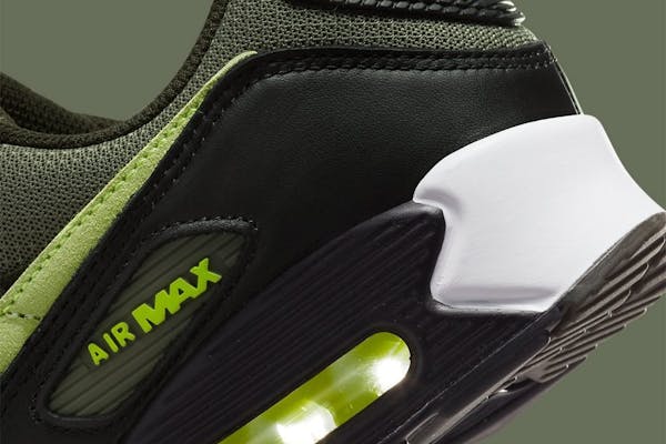 Nike Air Max 90 Medium Olive Foto 9