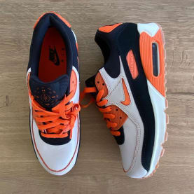 Nike voorziet ook de Air Max 90 van Jewel Swooshes