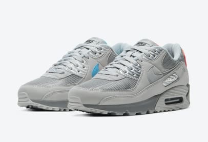 Nike kondigt de Air Max 90 Moscow en Chlorine Blue aan