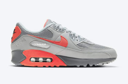 Nike kondigt de Air Max 90 Moscow en Chlorine Blue aan