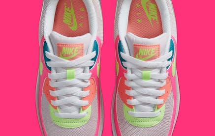 Nike voegt weer een nieuwe Zomerse colorway toe aan de Air Max 90