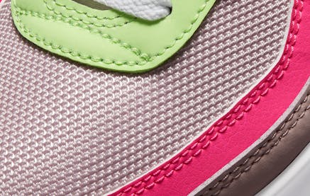 Nike voegt weer een nieuwe Zomerse colorway toe aan de Air Max 90