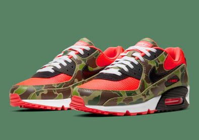 De officiële foto's van de Nike Air Max 90 “Reverse Duck Camo” zijn binnen!