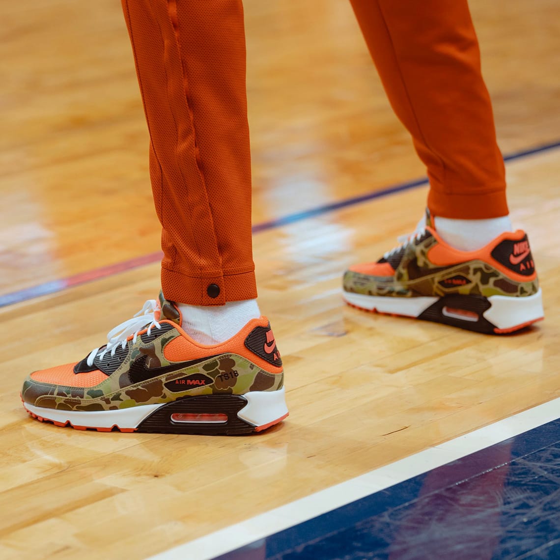 Nike dropt de Air Max 90 "Reverse Duck Camo" op Air Max Day 2020