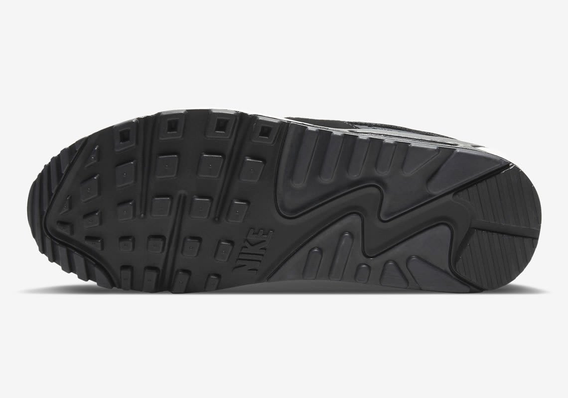 Nike dropt binnenkort deze Nike Air Max 90 SE "Black Safari"