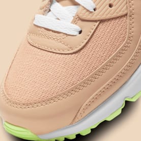 Deze Nike Air Max 90 "Sesame" dropt wellicht ook in Europa