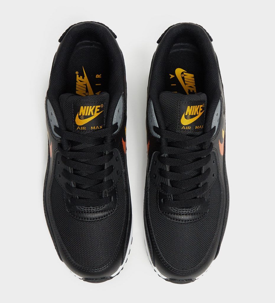 Nike Air Max 90 Spray Paint Swoosh Foto 4