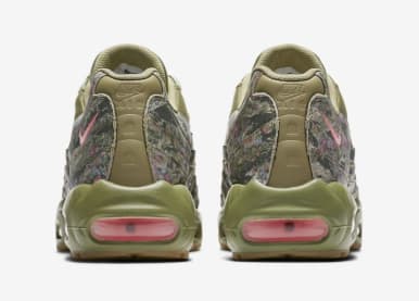 Nike Viert De Lente Met De Nike Air Max 95 Floral Camo