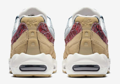 De Nike Air Max 95 "Wild West" maakt gebruik van Denim, Suede en een Paisley motief