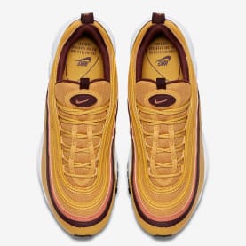 Onderweg: De Nike WMNS Air Max 97 "Mustard"