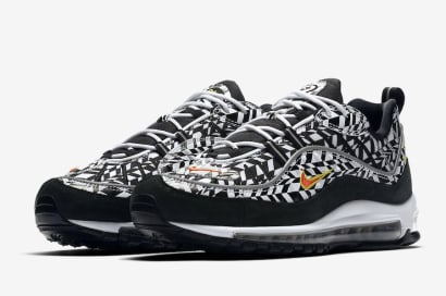 Onderweg: De Nike Air Max 98 All Over Print Black White