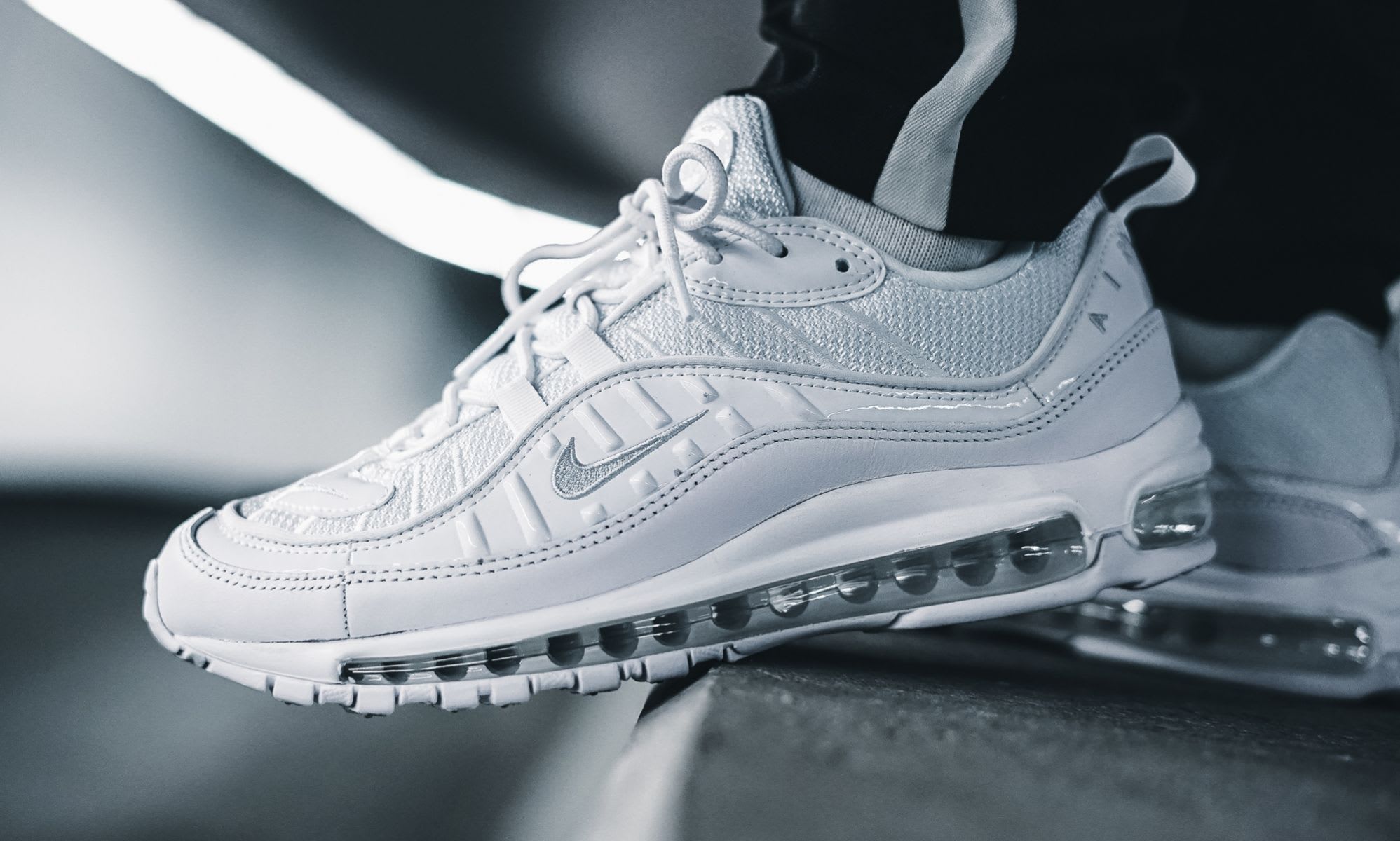 Nike Air Max 98 Triple White