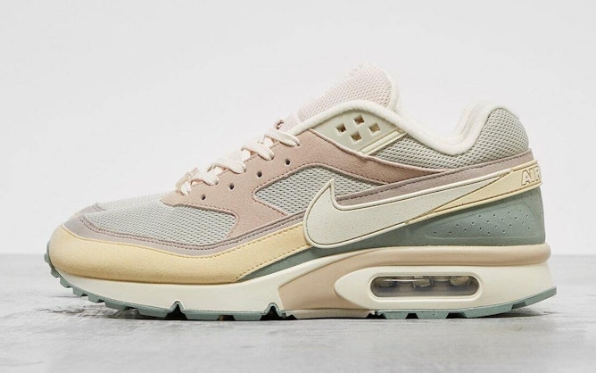 Lucht bungeejumpen campus Ook deze nieuwe Nike Air Max BW "Light Stone" staat… | Sneaker Squad