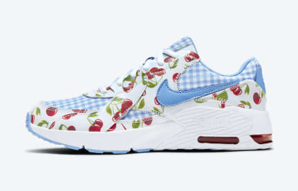 Klaar voor de picknick met deze Nike Air Max Excee "Cherry"