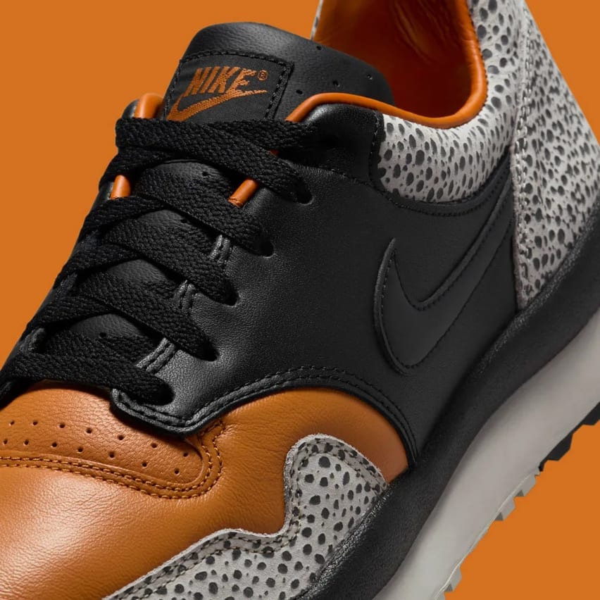 Nike Air Safari OG Black Monarch 2024 Foto 4