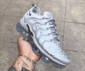 Nike Air VaporMax Plus Triple Grey Dropt in 2018