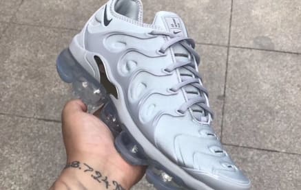 2018 vapormax plus hotsell