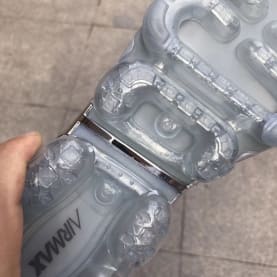 Nike Air VaporMax Plus Triple Grey Dropt in 2018