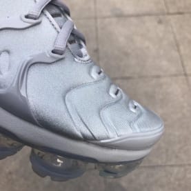 Nike Air VaporMax Plus Triple Grey Dropt in 2018