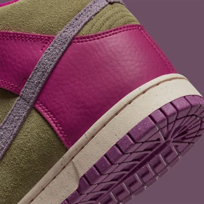 Nike Dunk High Dynamic Berry Foto 8