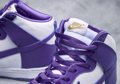 Donderdag dropt deze knallende Nike Dunk High SP "Varsity Purple"