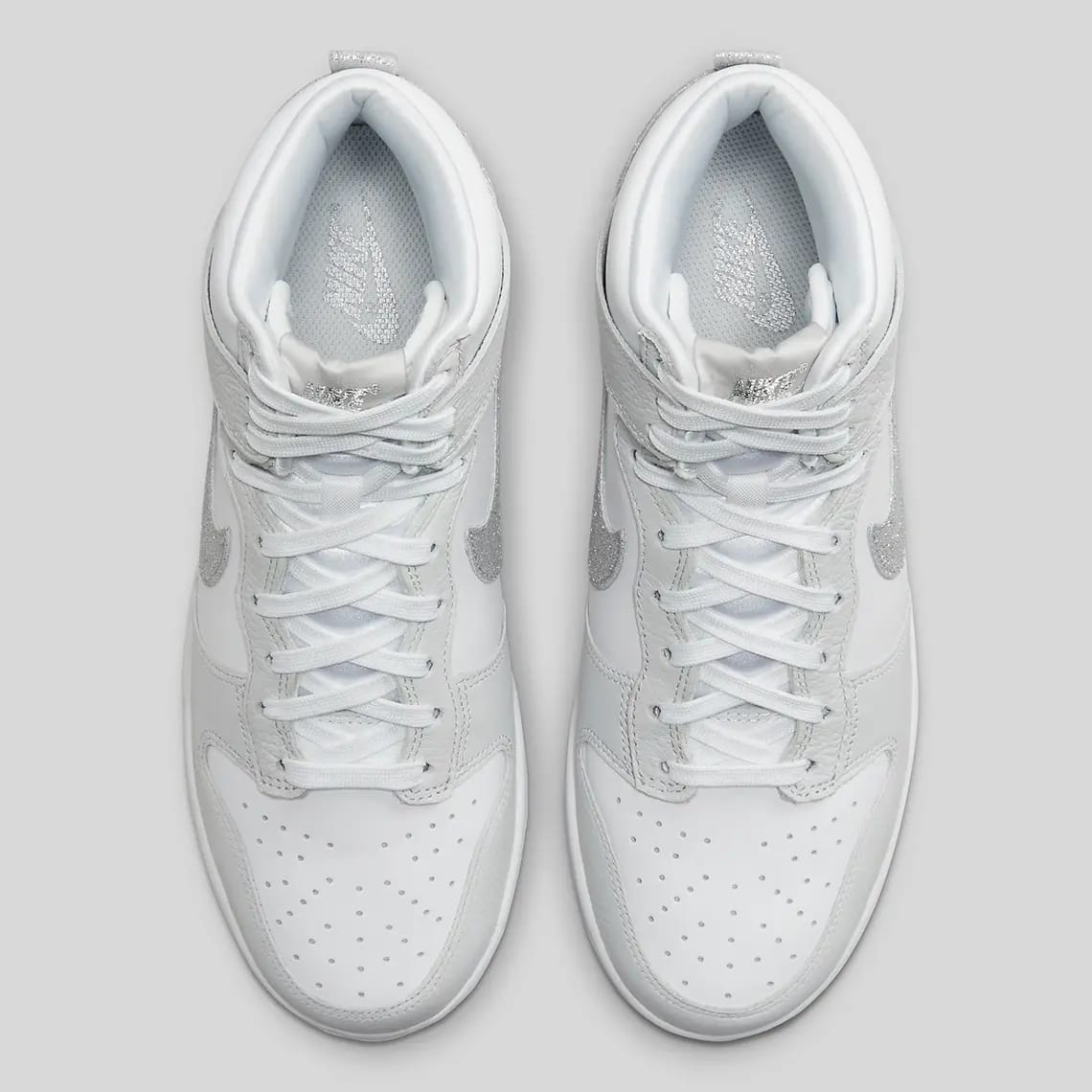 Nike Dunk High Silver Swoosh Foto 4